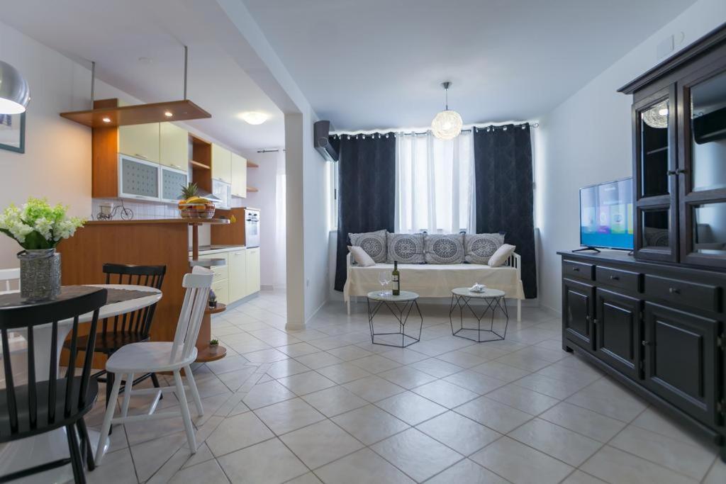 Apartment Diocletian Split Exterior photo